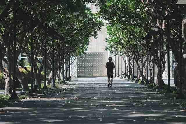 达人变现技巧|平台红利期?抖音成人版用户增长速览